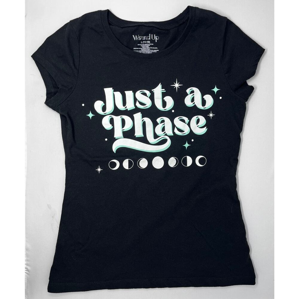 Wound Up Just a Phase Women's Cut Tshirt Pre-Owned great condition Moon Phase